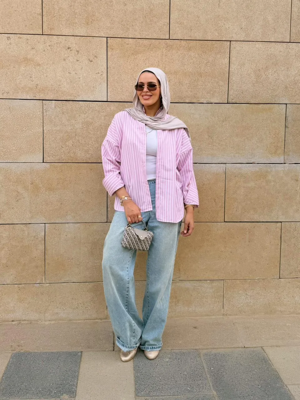 rose striped shirt
